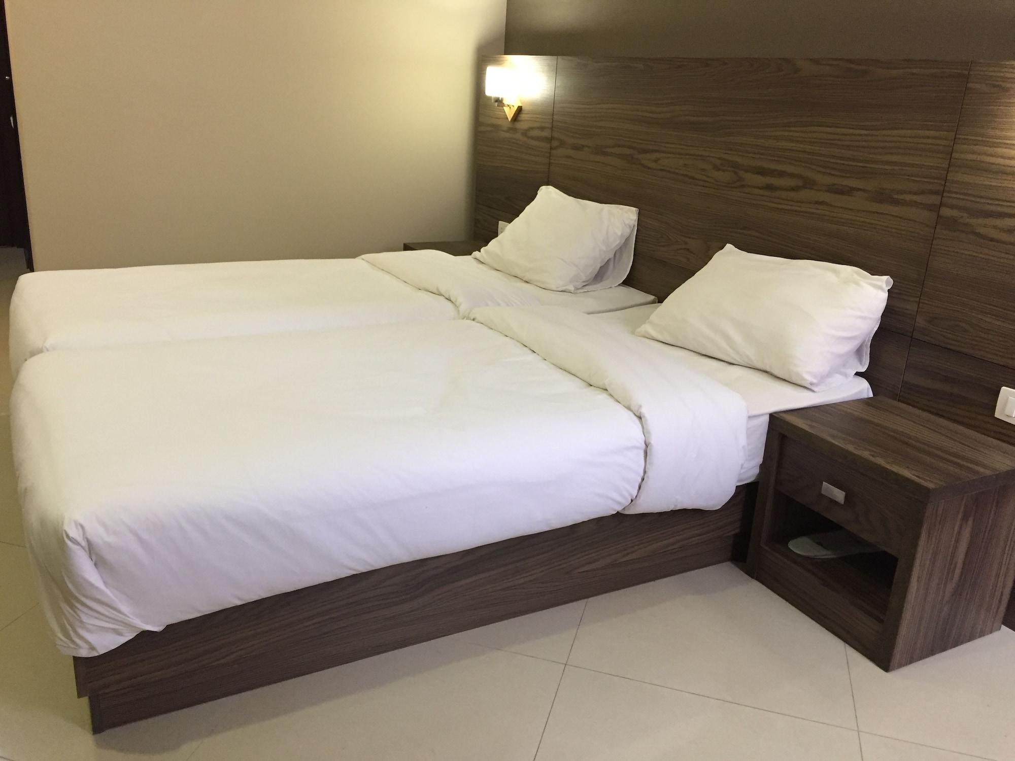 Primer Hotel Ереван Екстериор снимка