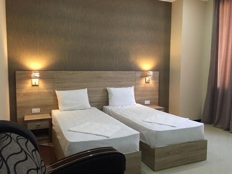 Primer Hotel Ереван Стая снимка